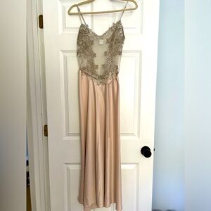 Flora Nikrooz nightgown